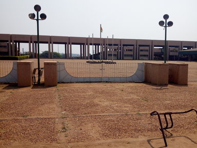 APESCI -Asociación de Profesores Español de Secundaria de Côte d'Ivoire (Costa de Marfil) 10 €