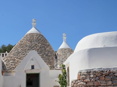 Visit Bari or Valle d'Itria 10 €