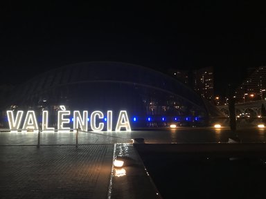 Welcome to Valencia, Spain! 10 €