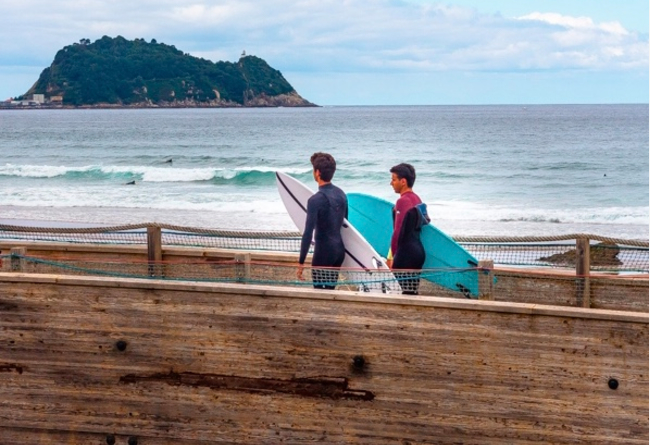 Surfing in the Basque Country! 10 €