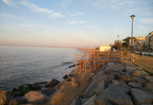 I am looking for an exchange to explore new places 10 €
