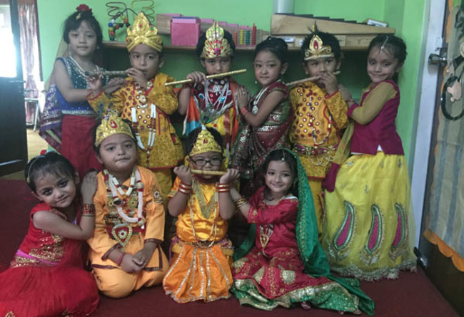 We invite Native English-Speaking Teachers/ High School/College Students to come to Nepal, volunteer as language enhancers/Teachers and work with children 10 €
