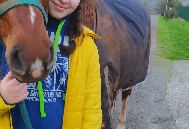 Intercambio de idiomas para mis hijas gemelas en Galicia.- España 10 €
