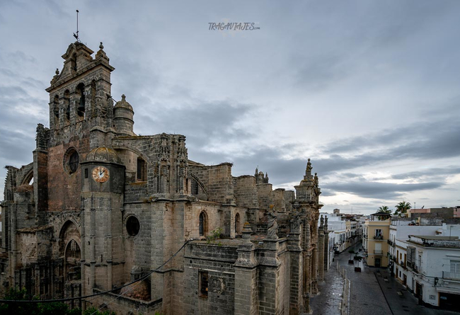 ONE, TWO, THREE... 10 €