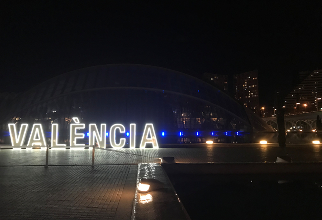 Welcome to Valencia, Spain! 10 €