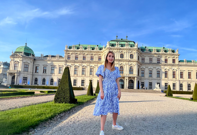 Spanish Au Pair 10 €