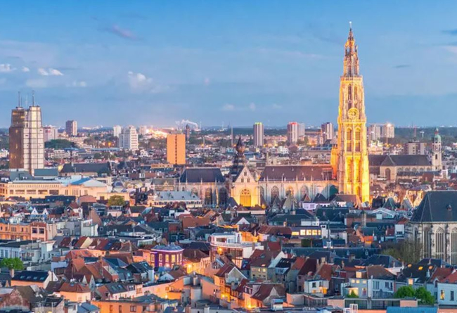 Intercultural class exchange 10 €