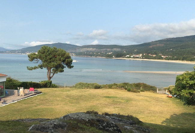 Intercambio de idiomas para mis hijas gemelas en Galicia.- España 10 €