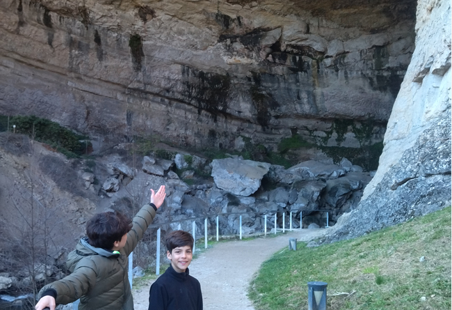 Exchange Spanish child with English-speaking child 10 €